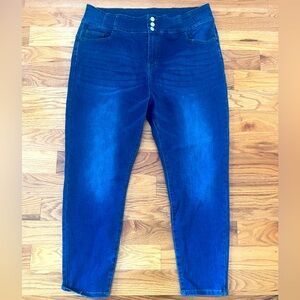 4x pull on Jean 3button SHEIN dark wash